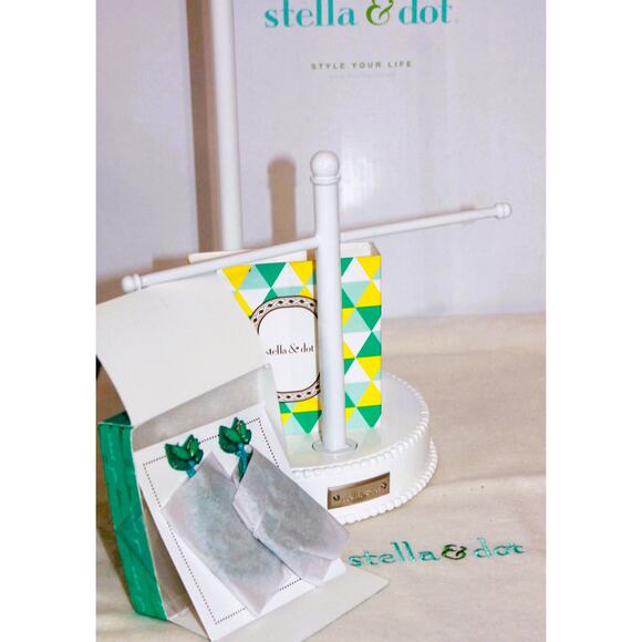 NIB Stella & Dot Persephonie Earrings - Picture 2 of 4